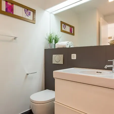 Manuel Bernardes Apartamento